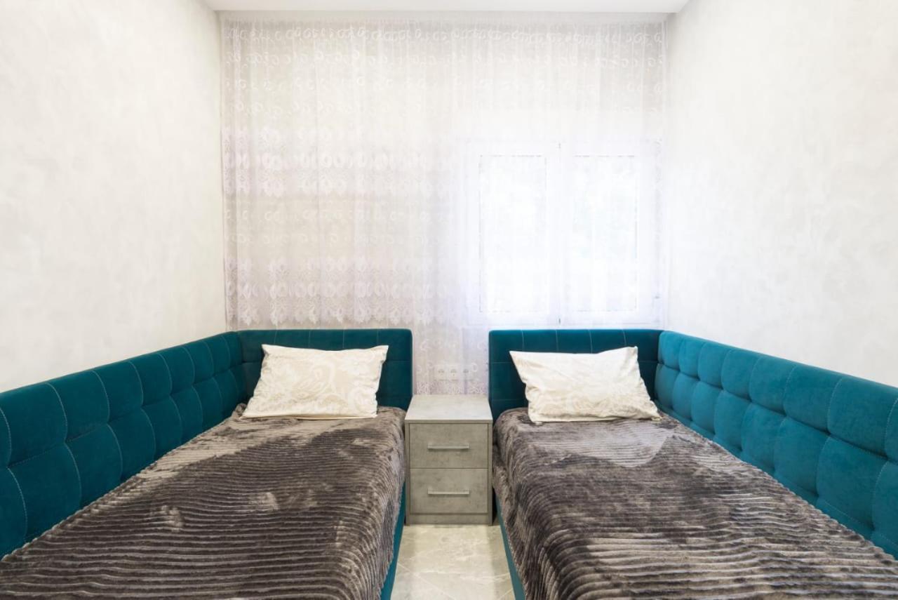 Dream House Rooms Malaga - Habitacion En El Apartemento Málaga Exterior foto
